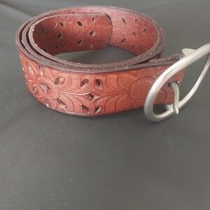 Vintage Fossil Leather Belt Punched Floral Design Sz S 38"